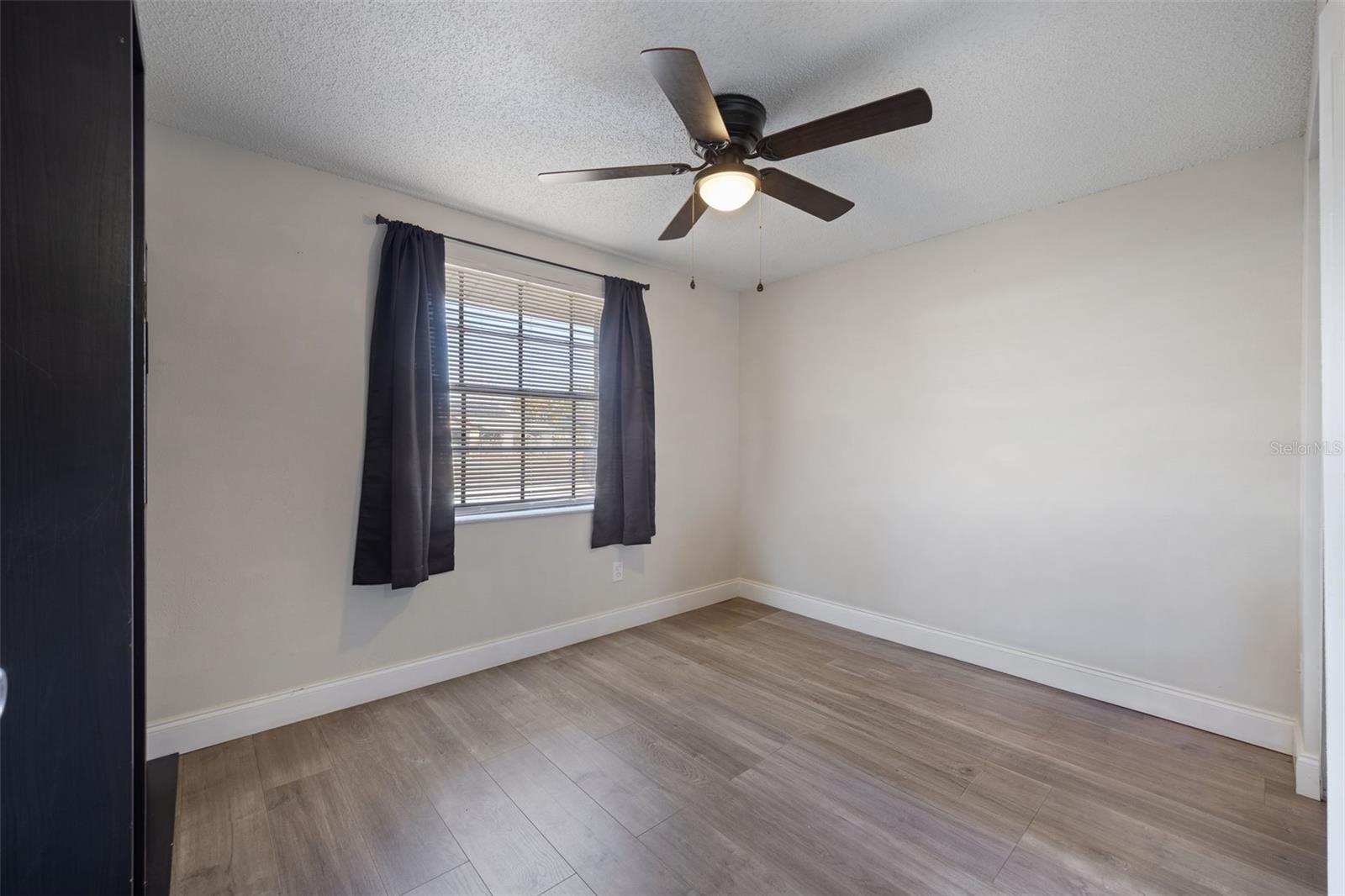 Image 26 of 39 For 7212 Lunita Court