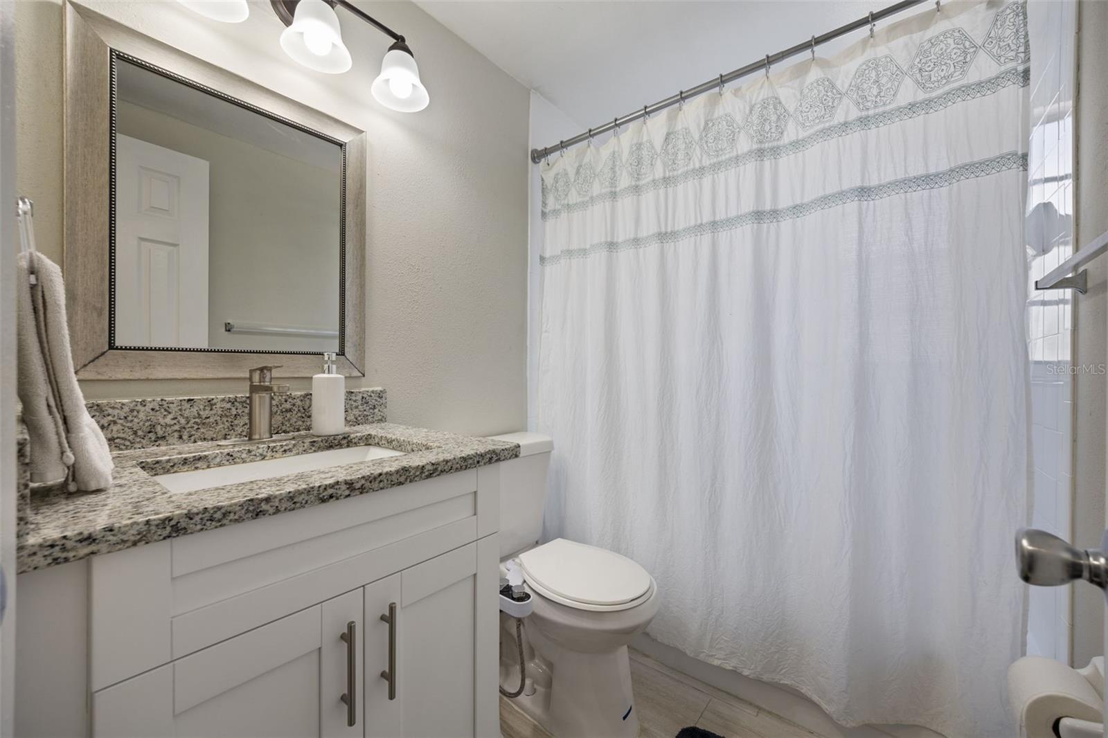 Image 29 of 39 For 7212 Lunita Court