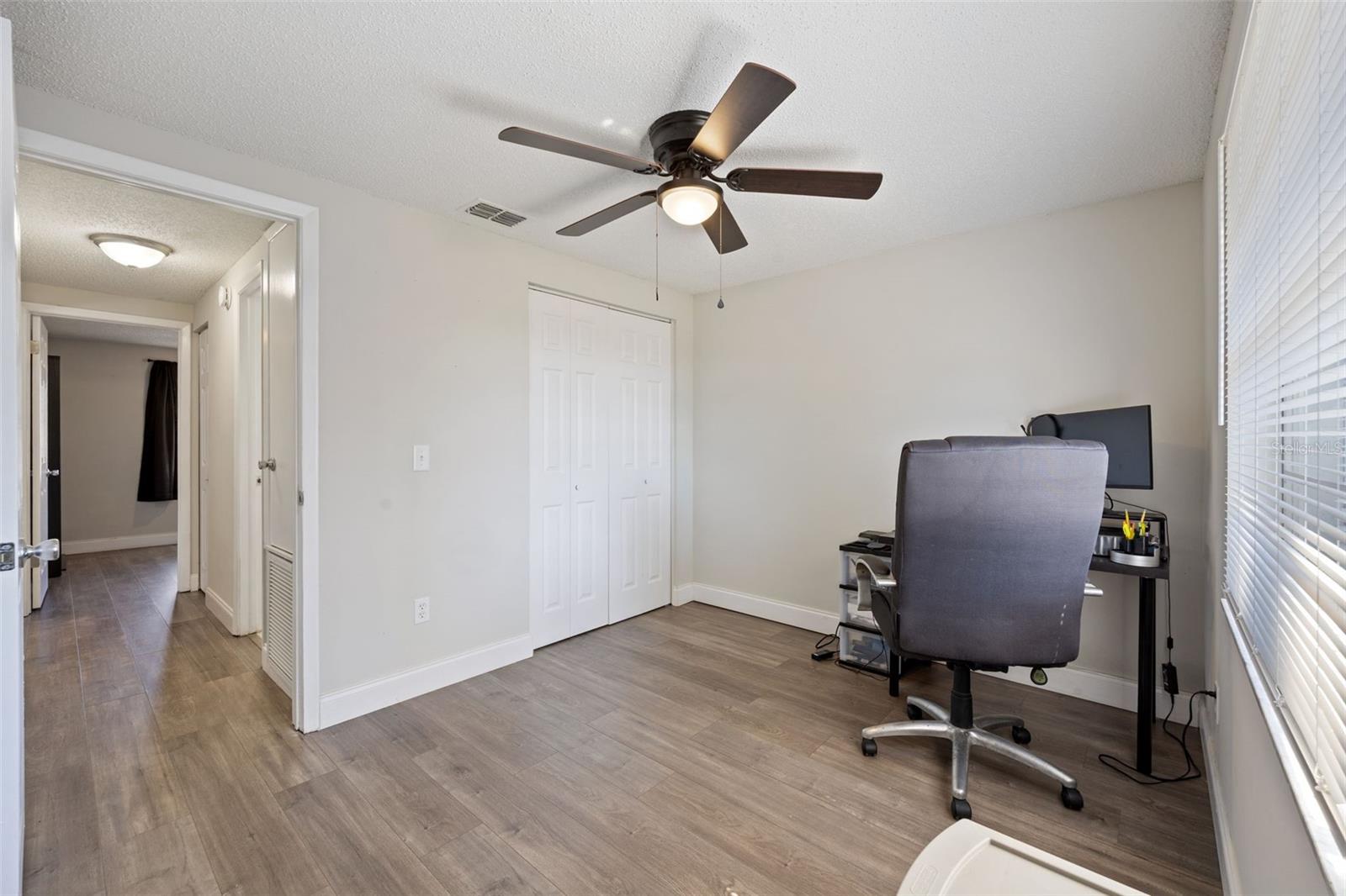 Image 31 of 39 For 7212 Lunita Court