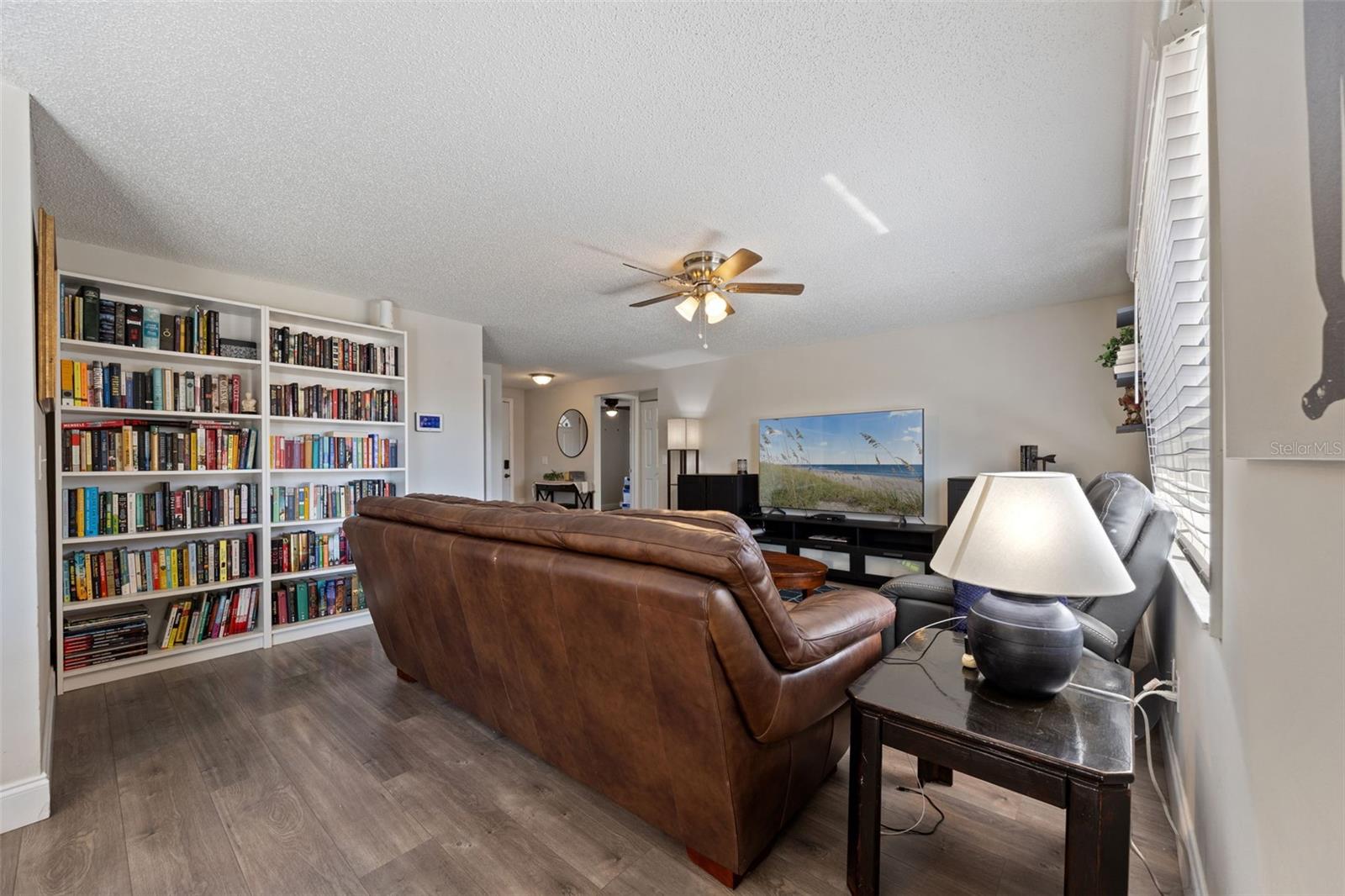 Image 9 of 39 For 7212 Lunita Court