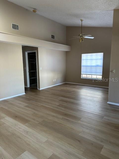 Image 11 of 31 For 3654 El Camino Court