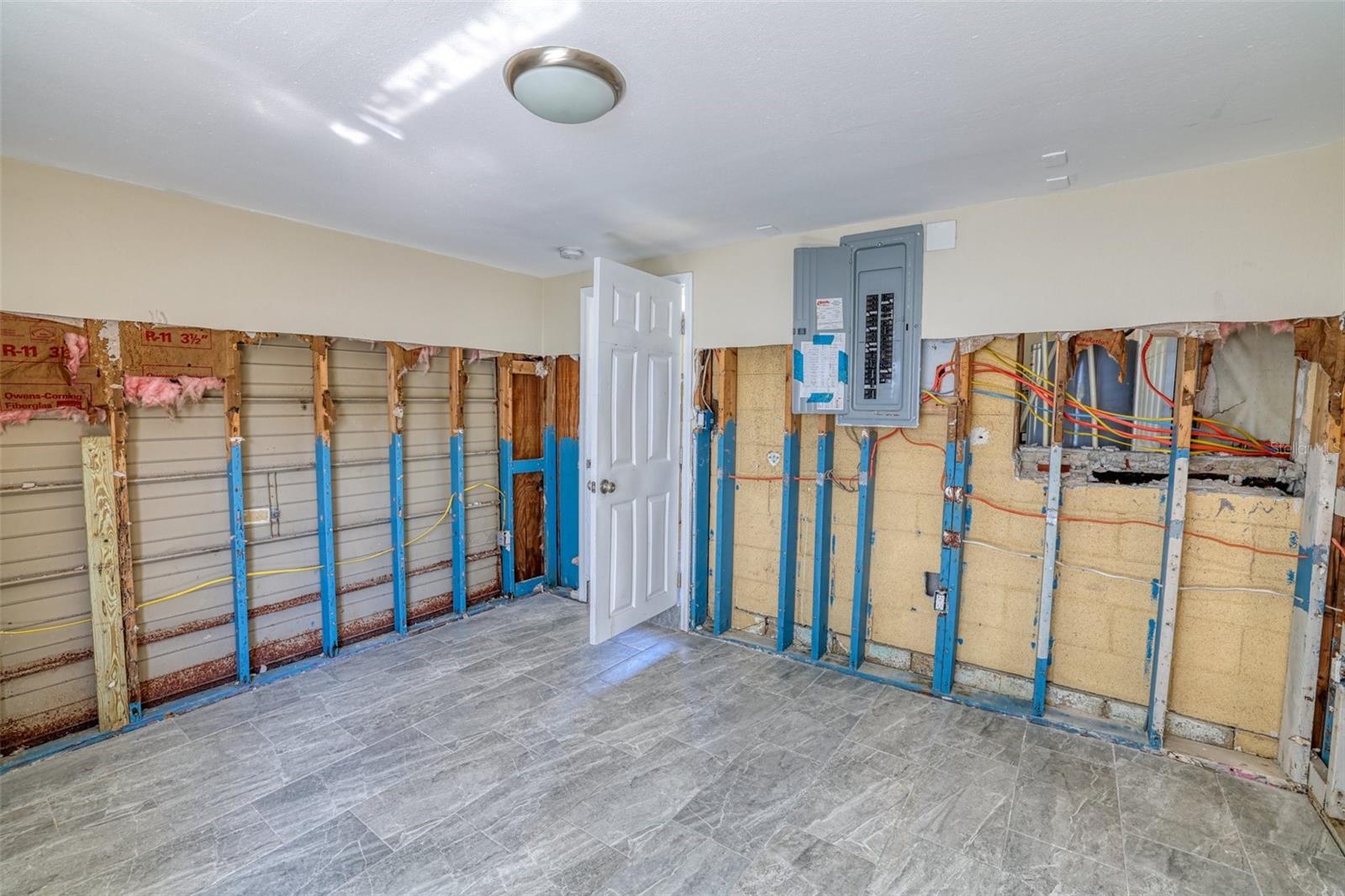 Image 14 of 18 For 3448 Minnow Creek Drive