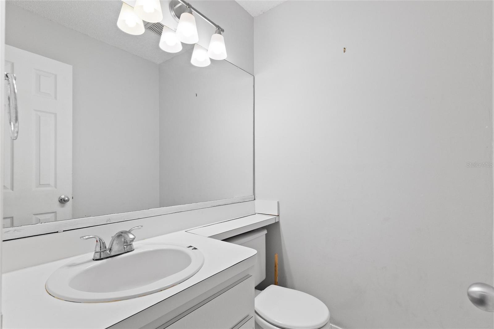 Image 19 of 30 For 15648 Bear Creek Drive