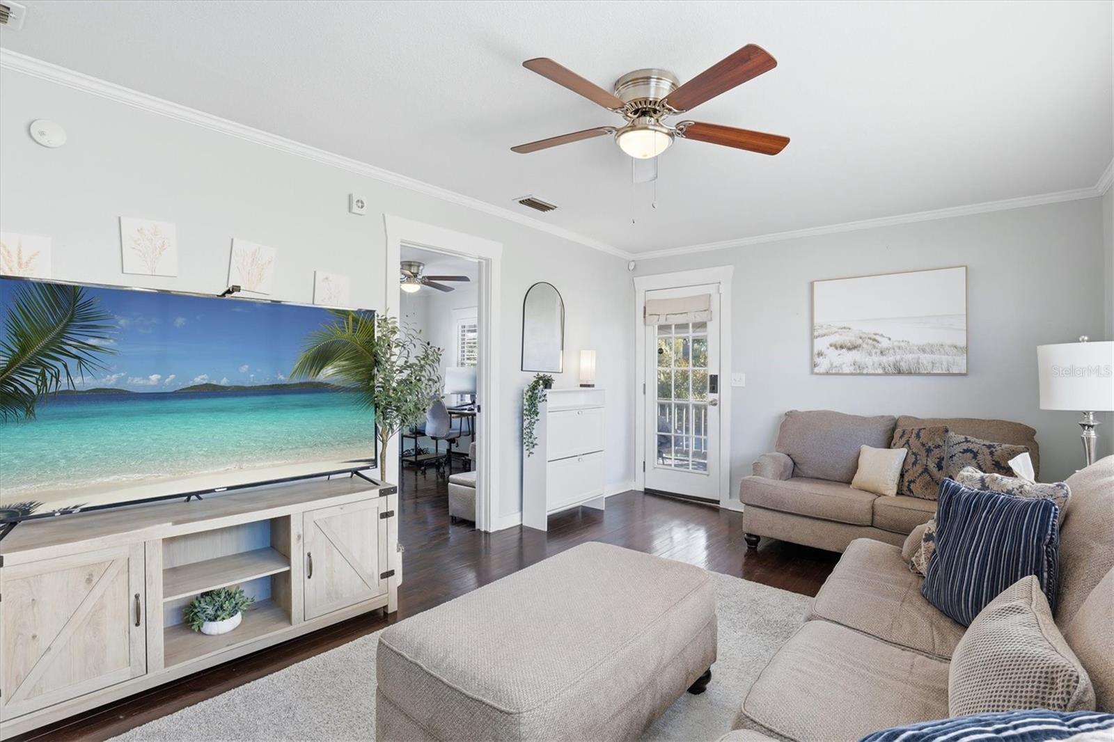 Image 13 of 24 For 206 Genesee Street