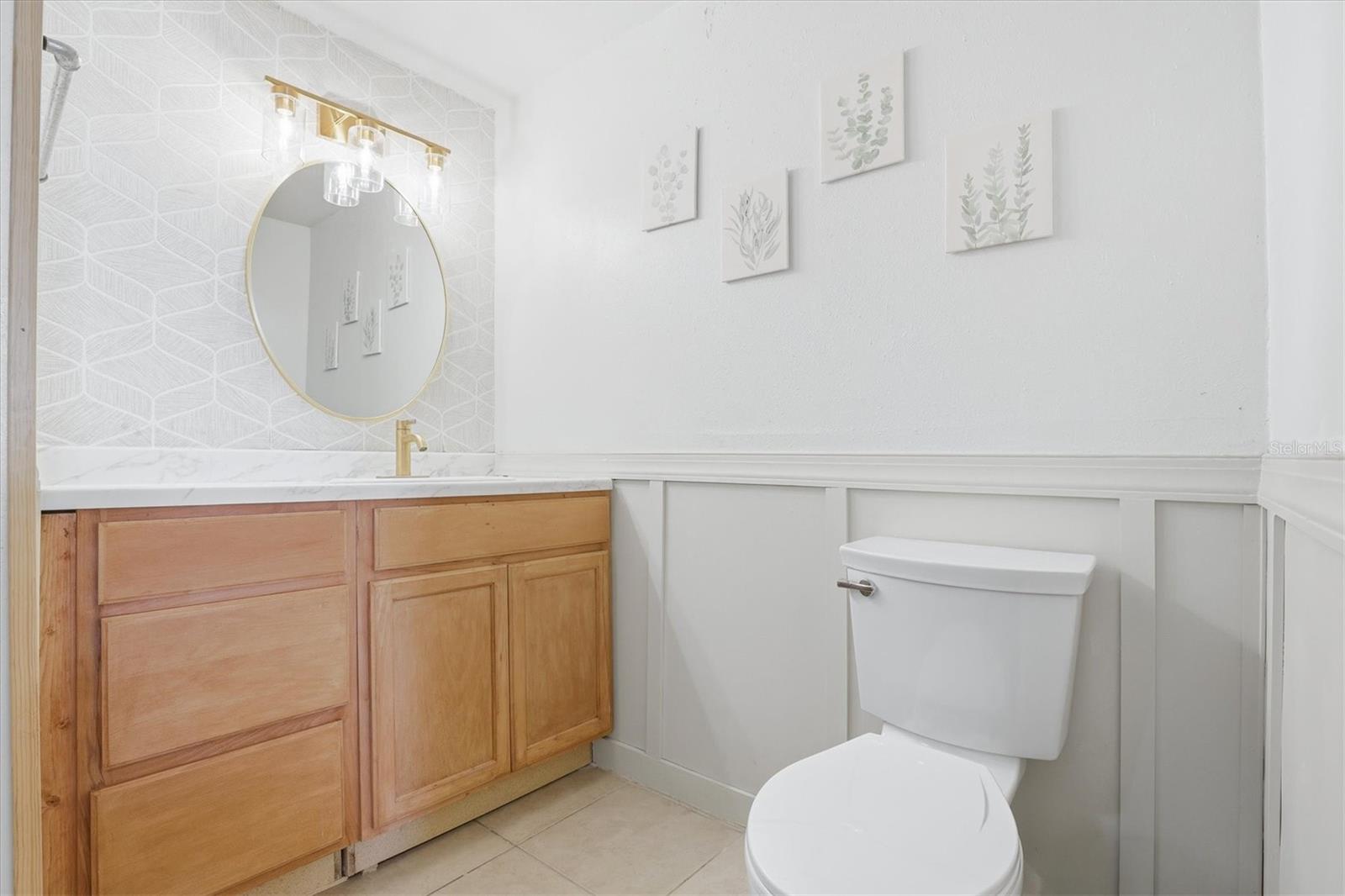 Image 21 of 24 For 206 Genesee Street