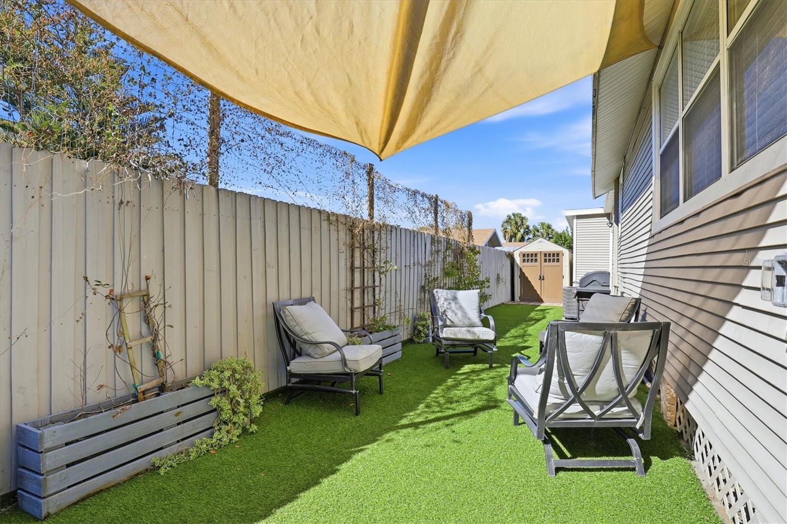 Image 22 of 24 For 206 Genesee Street