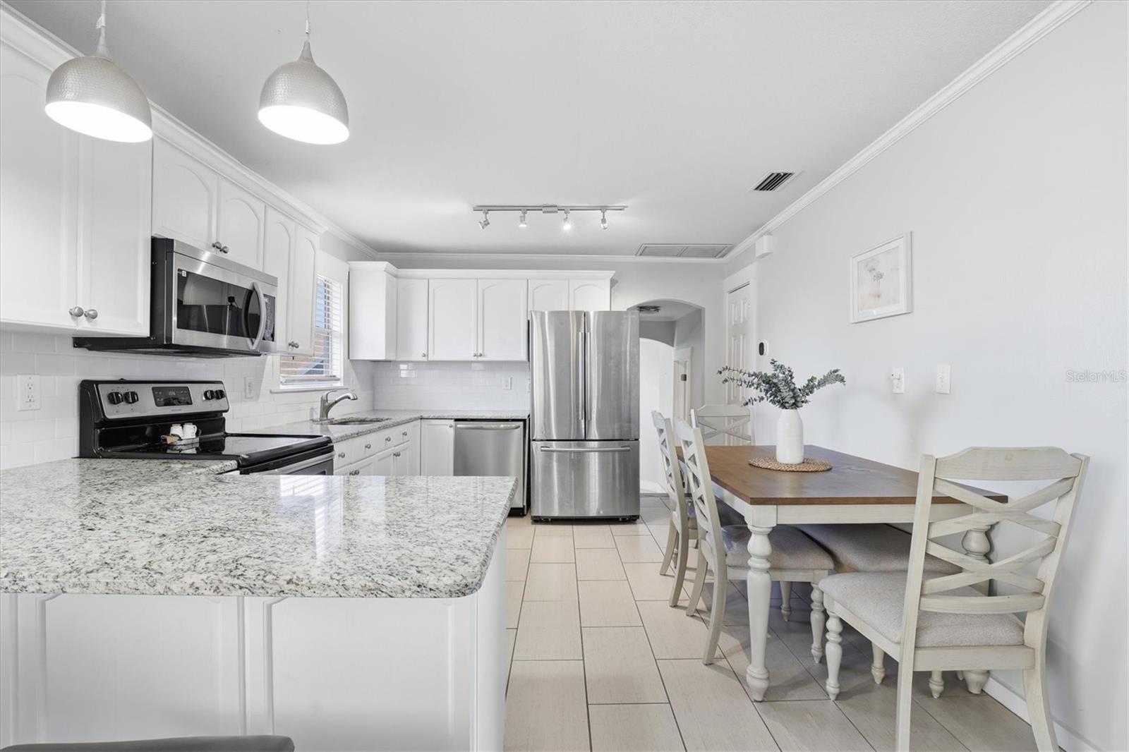 Image 4 of 24 For 206 Genesee Street