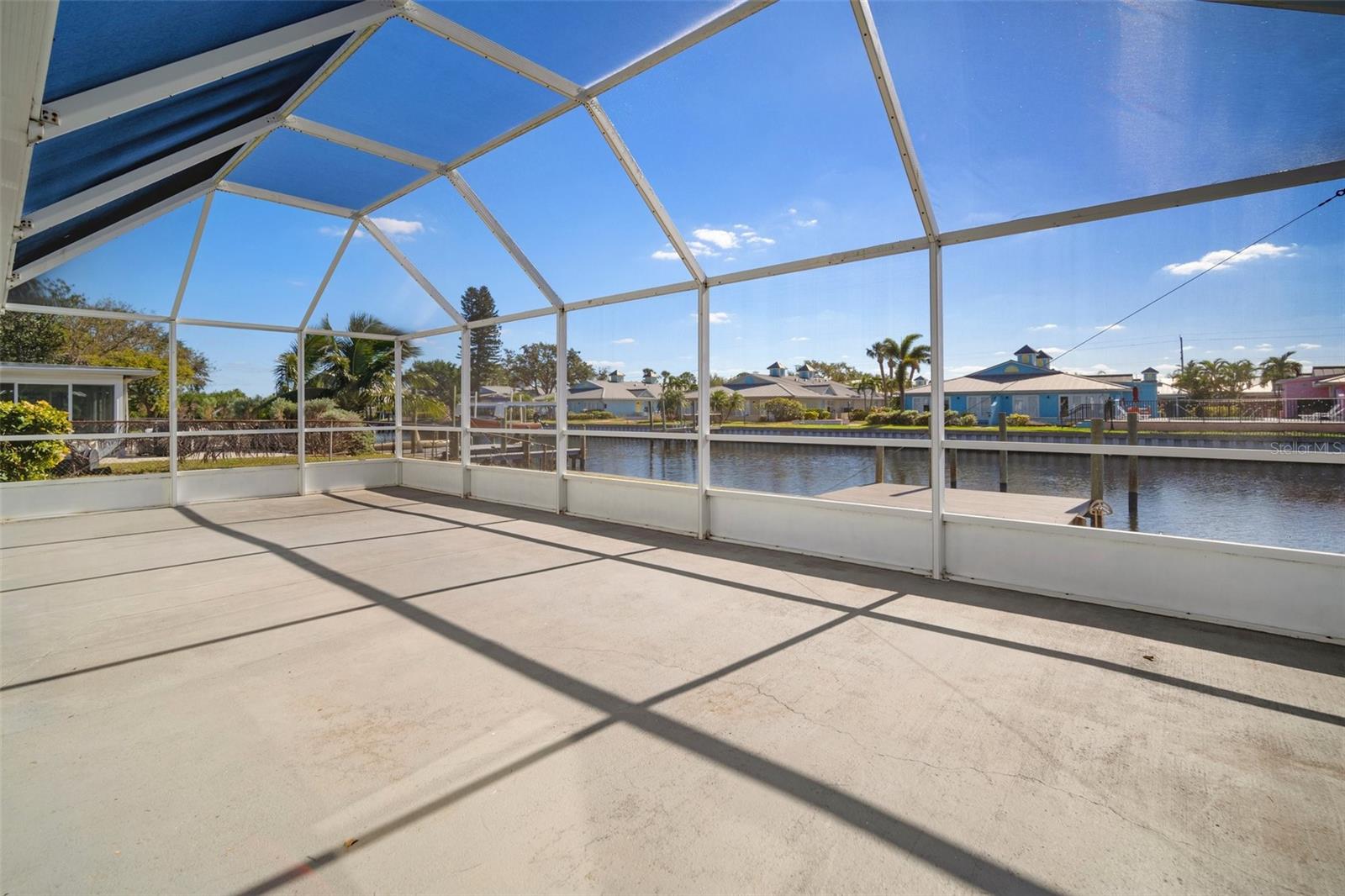 Details for 910 Spindle Palm Way, APOLLO BEACH, FL 33572