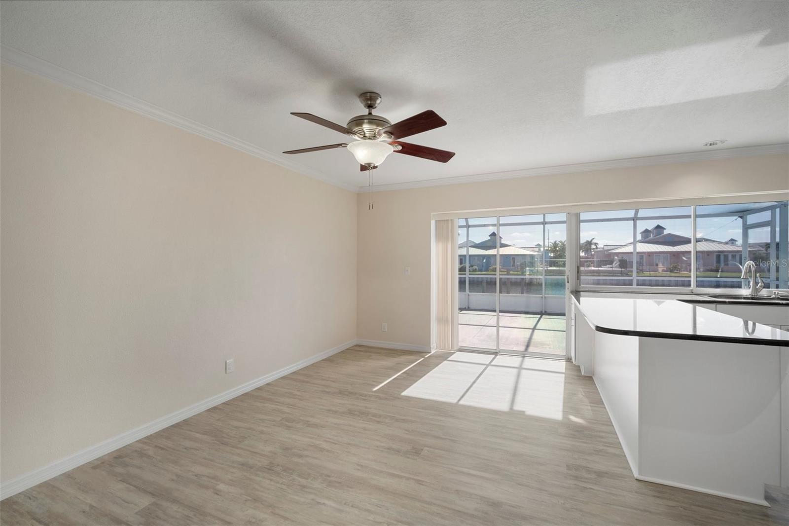 Image 36 of 40 For 910 Spindle Palm Way