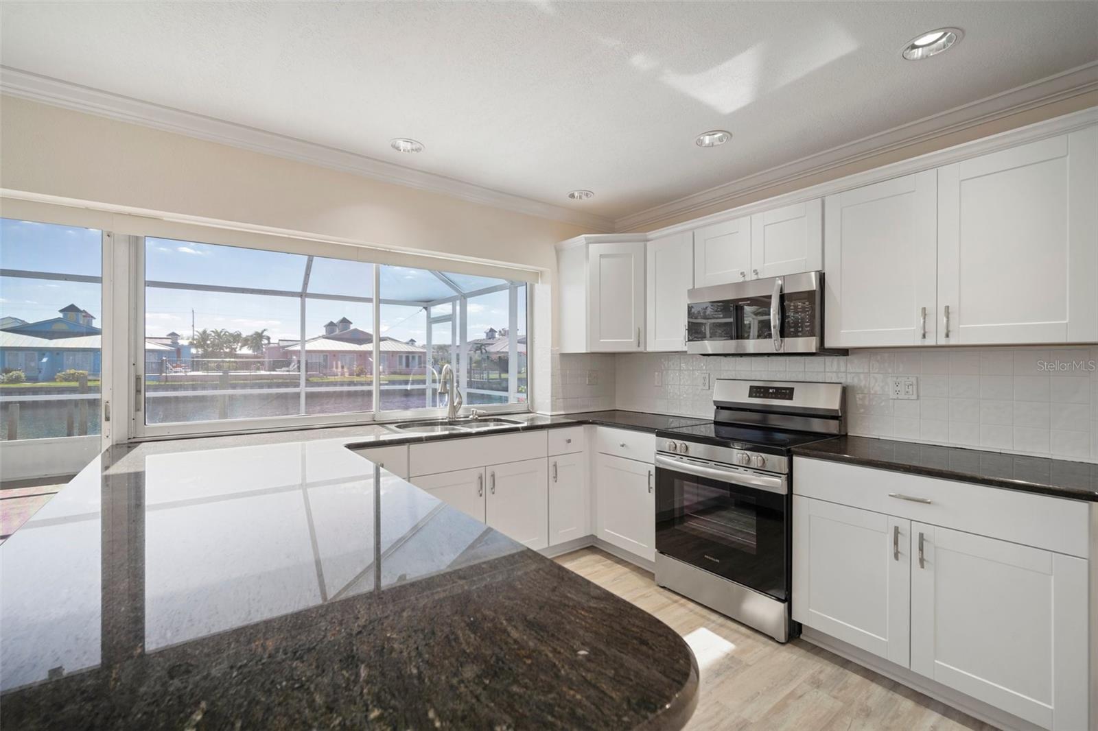 Image 8 of 40 For 910 Spindle Palm Way