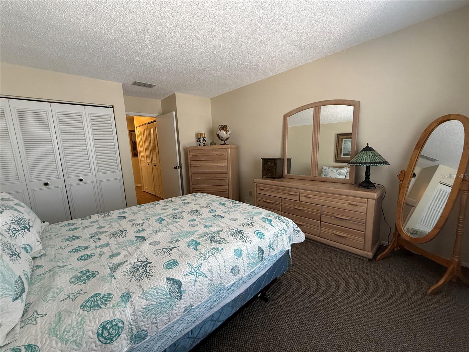 Image 11 of 33 For 232 Nautilus Way 11