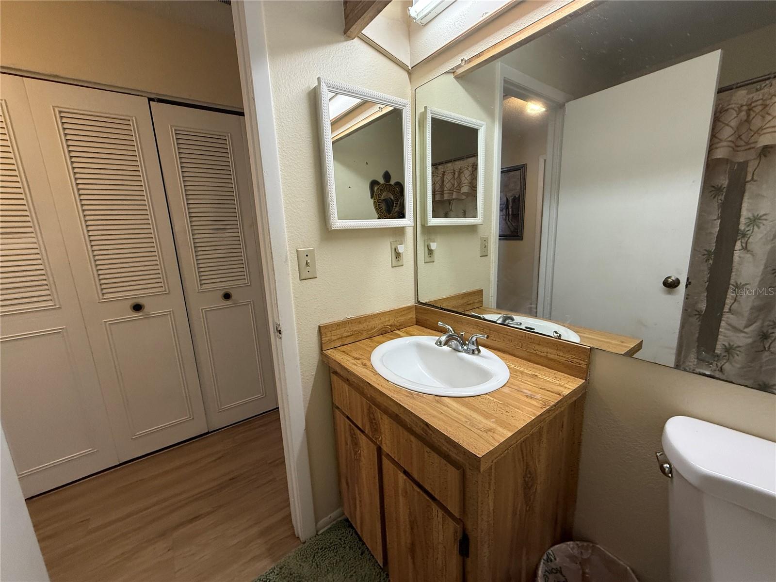 Image 15 of 33 For 232 Nautilus Way 11