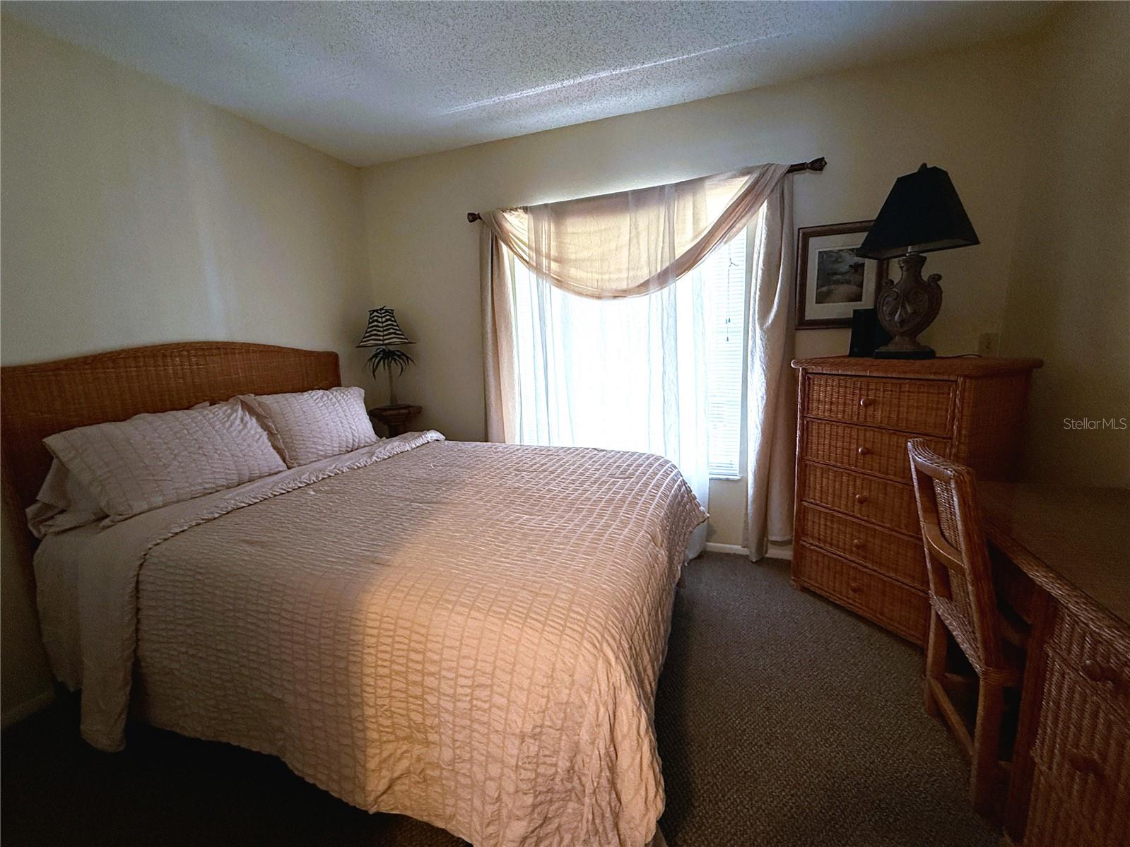 Image 17 of 33 For 232 Nautilus Way 11