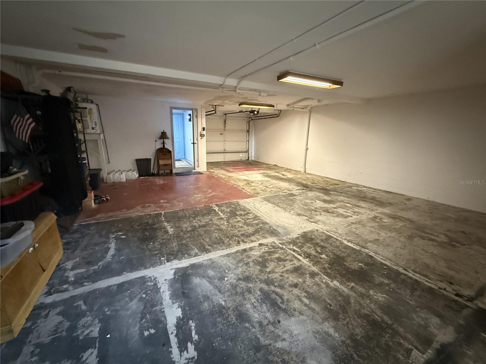 Image 24 of 33 For 232 Nautilus Way 11