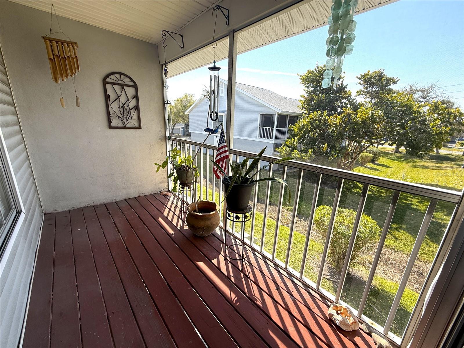 Image 28 of 33 For 232 Nautilus Way 11