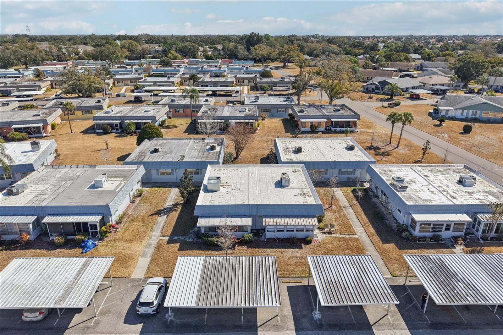 Image 27 of 57 For 202 Bedford Trail 116