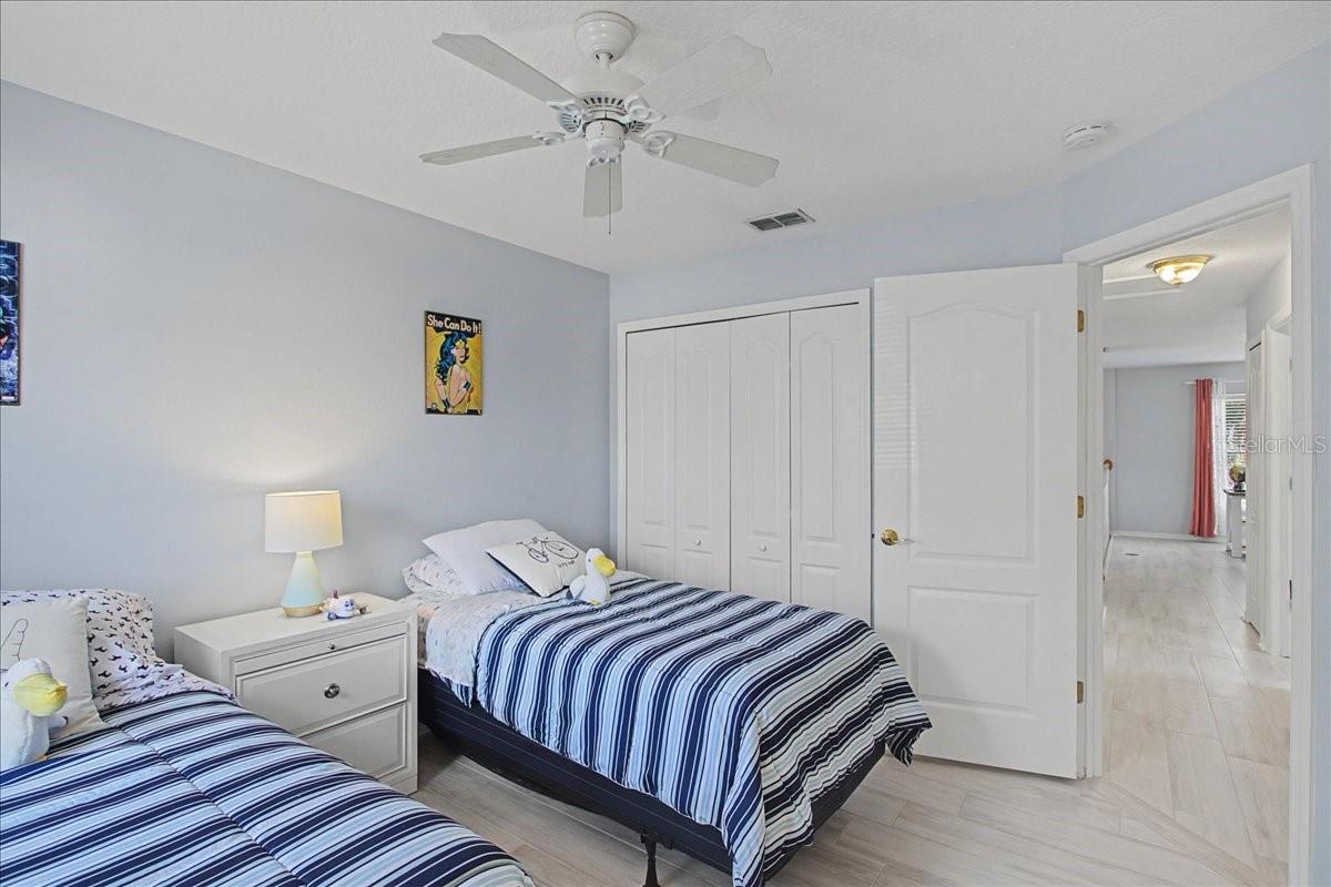 Listing photo id 48 for 16204 Hampton Trace Court