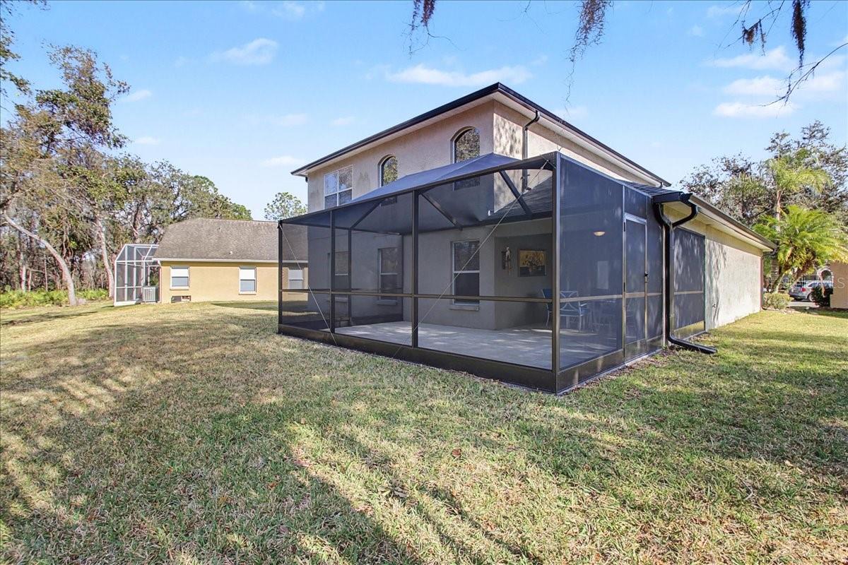 Listing photo id 55 for 16204 Hampton Trace Court