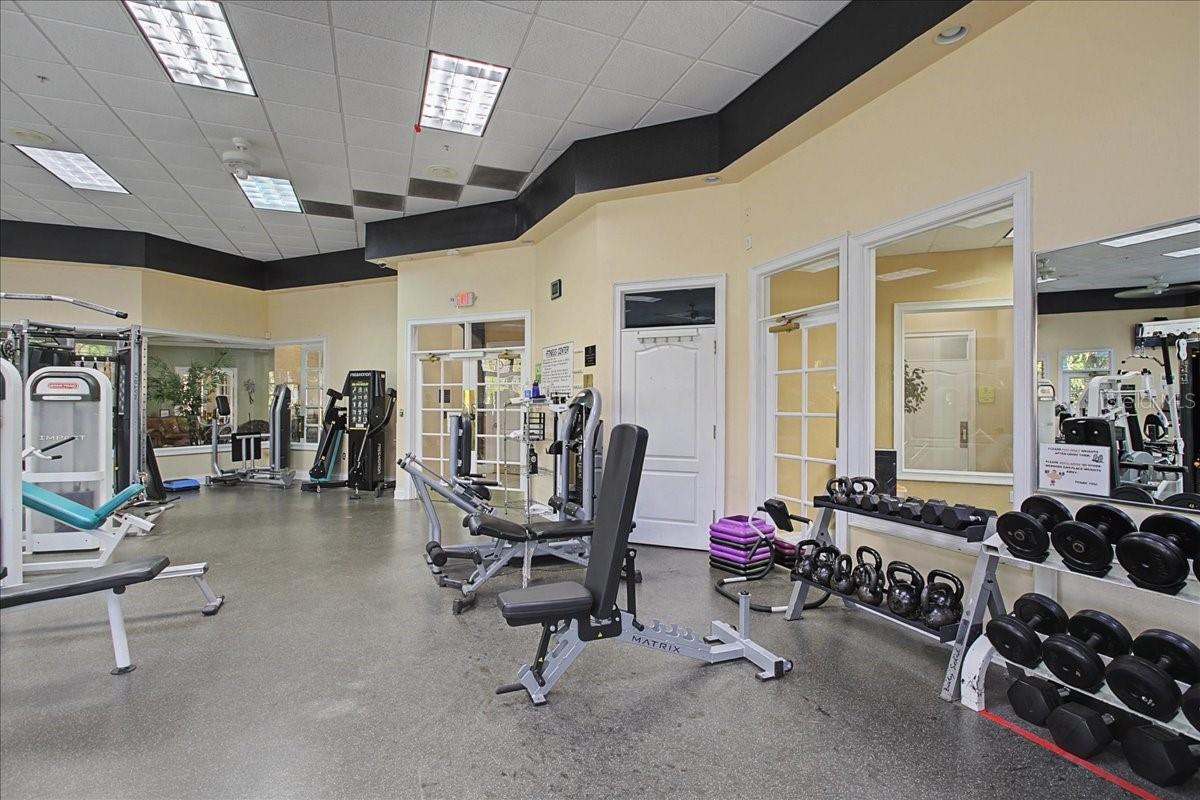 Listing photo id 64 for 16204 Hampton Trace Court