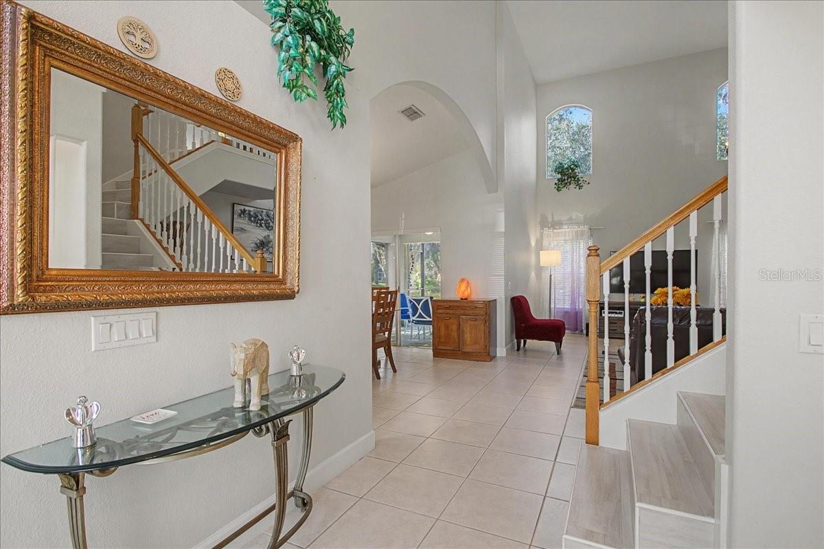 Listing photo id 6 for 16204 Hampton Trace Court