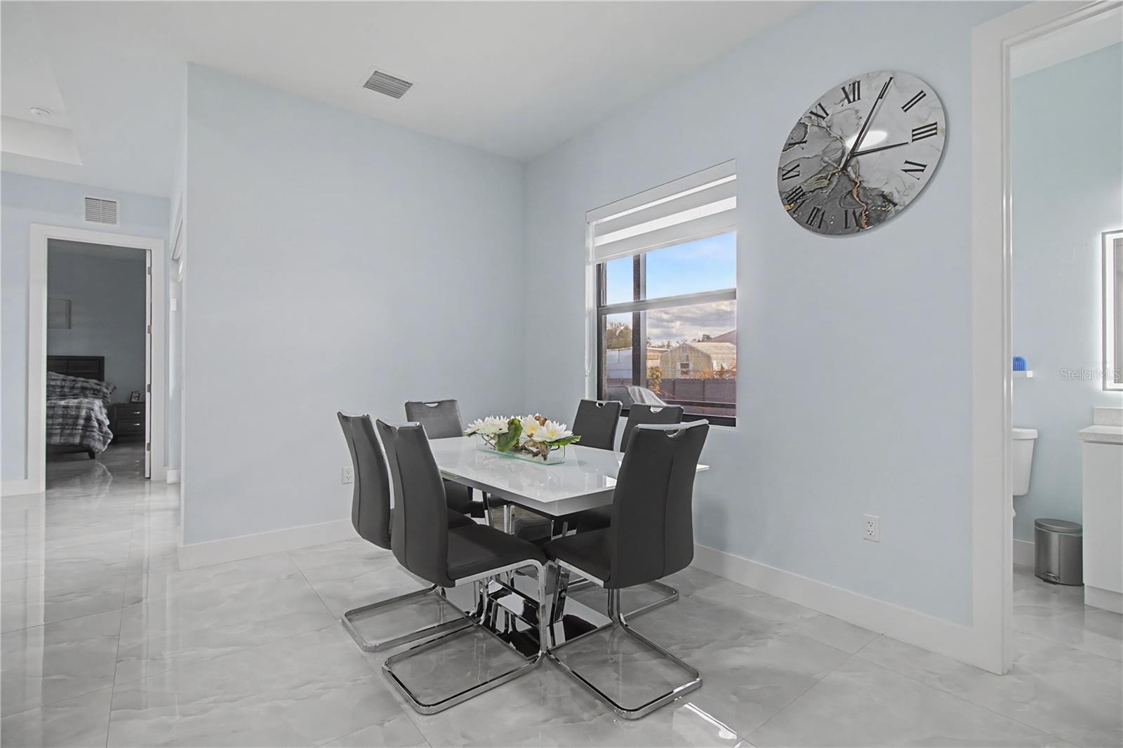 Image 14 of 42 For 3705 23rd Street Sw