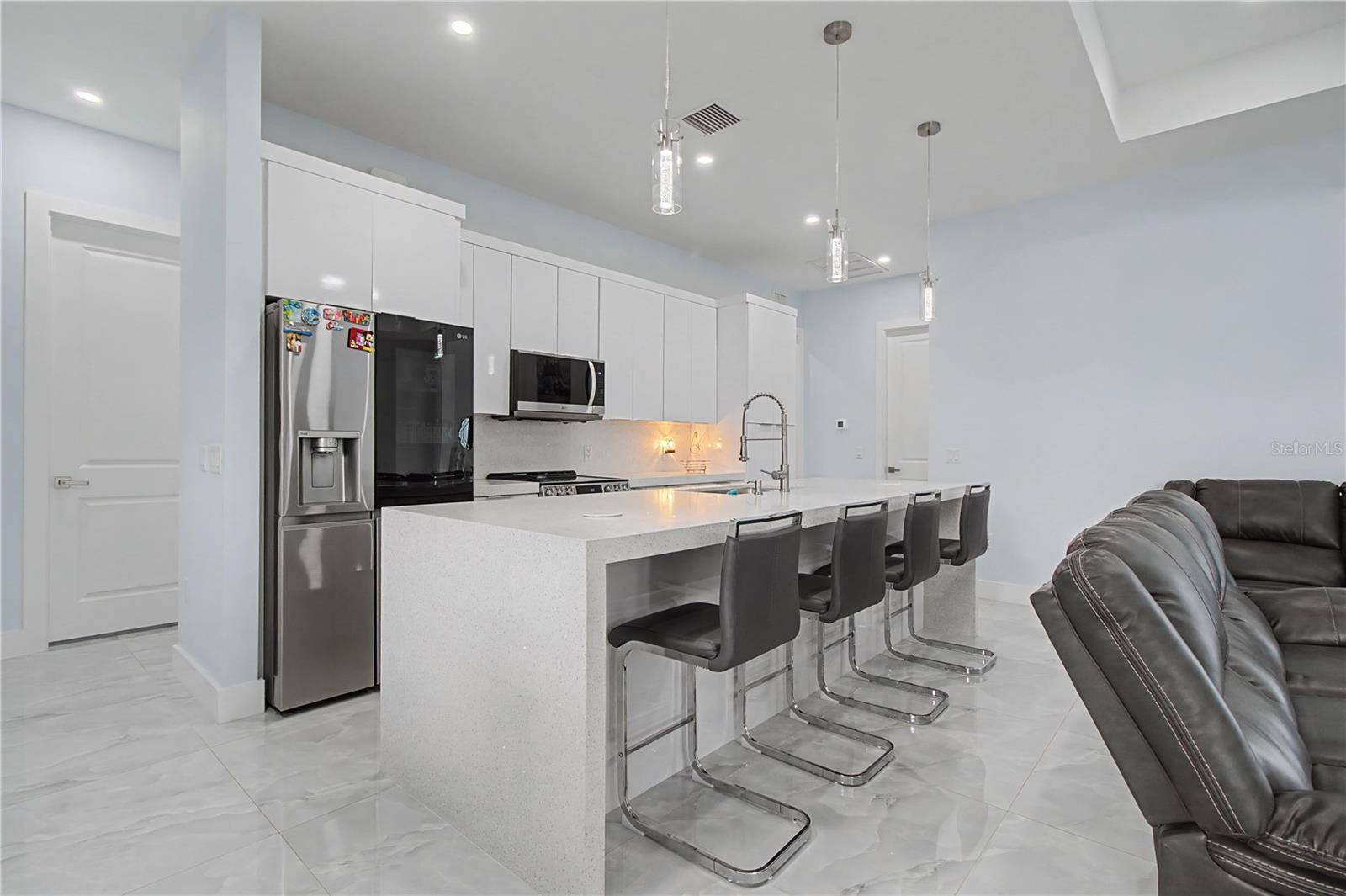 Image 5 of 42 For 3705 23rd Street Sw