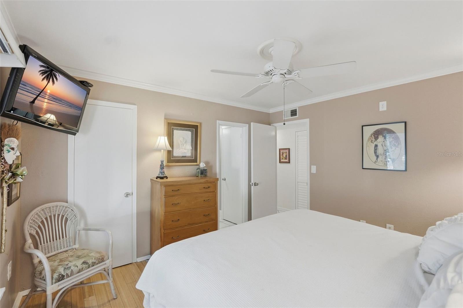 Image 12 of 58 For 3585 41st Way S B