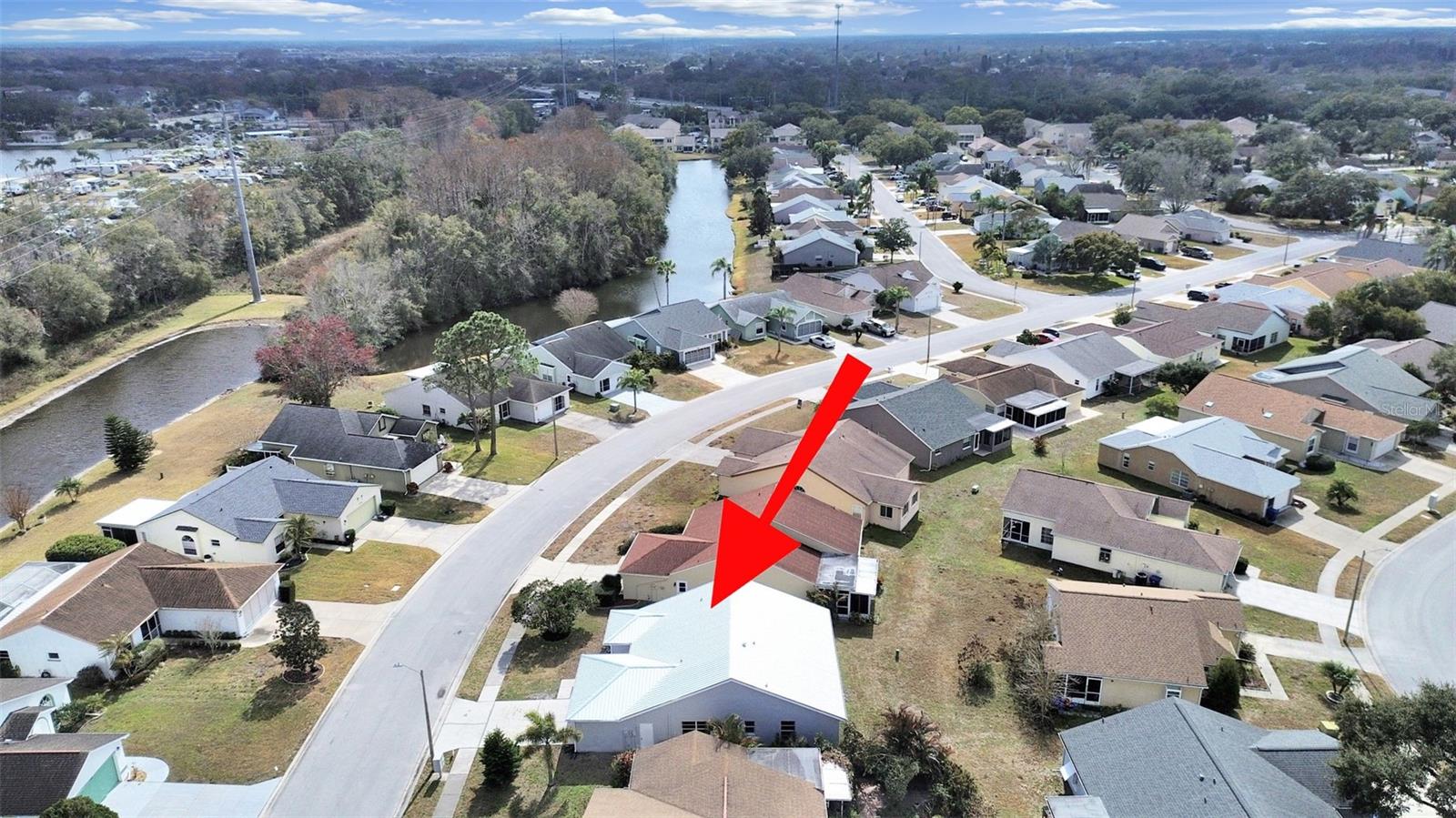 Listing photo id 37 for 4305 Northampton Drive