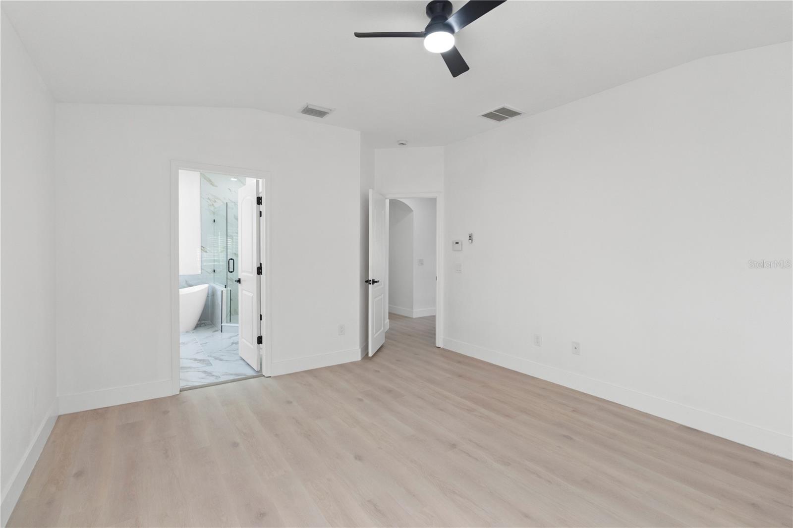 Image 24 of 62 For 12636 White Bluff Road