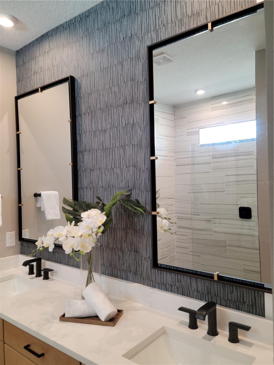 Image 9 of 58 For 11181 Livewell Court