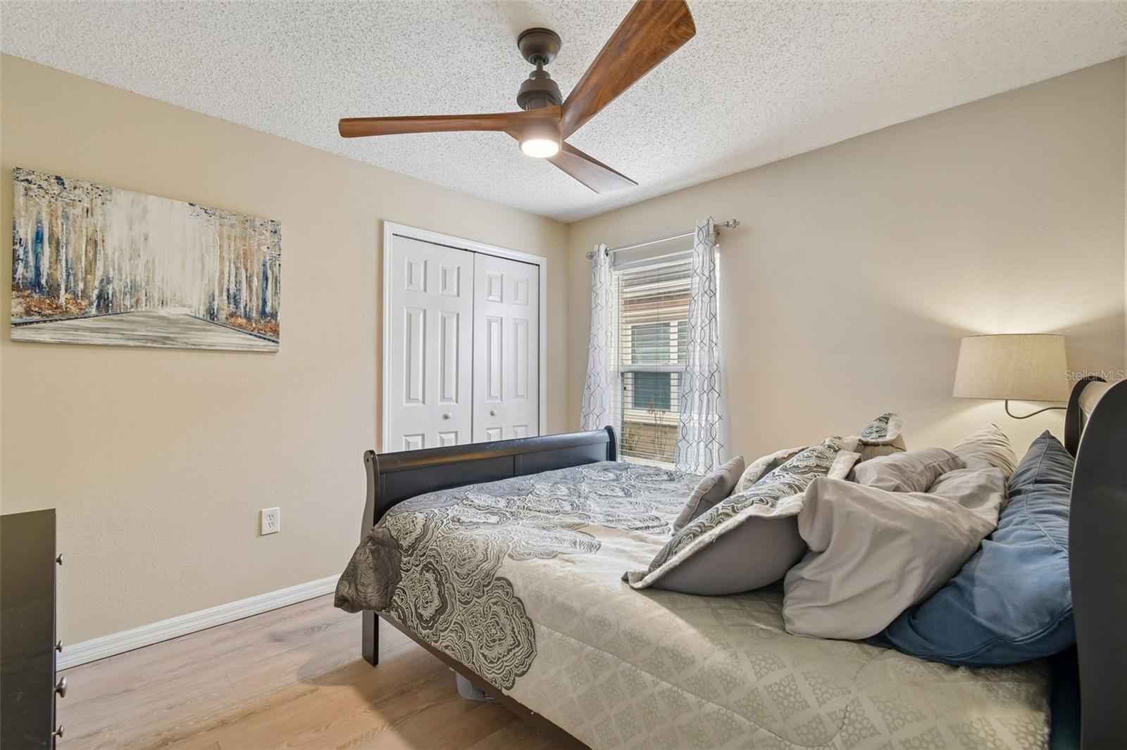 Image 11 of 16 For 837 Rocky Mountain Court