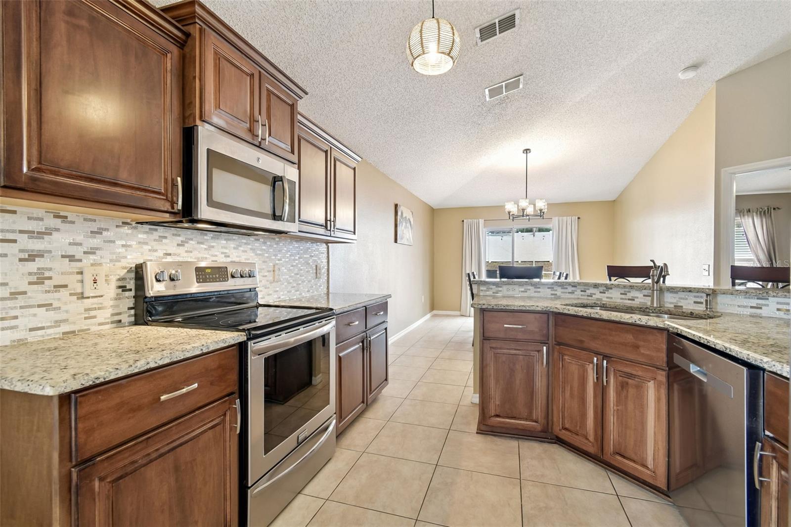 Image 6 of 16 For 837 Rocky Mountain Court