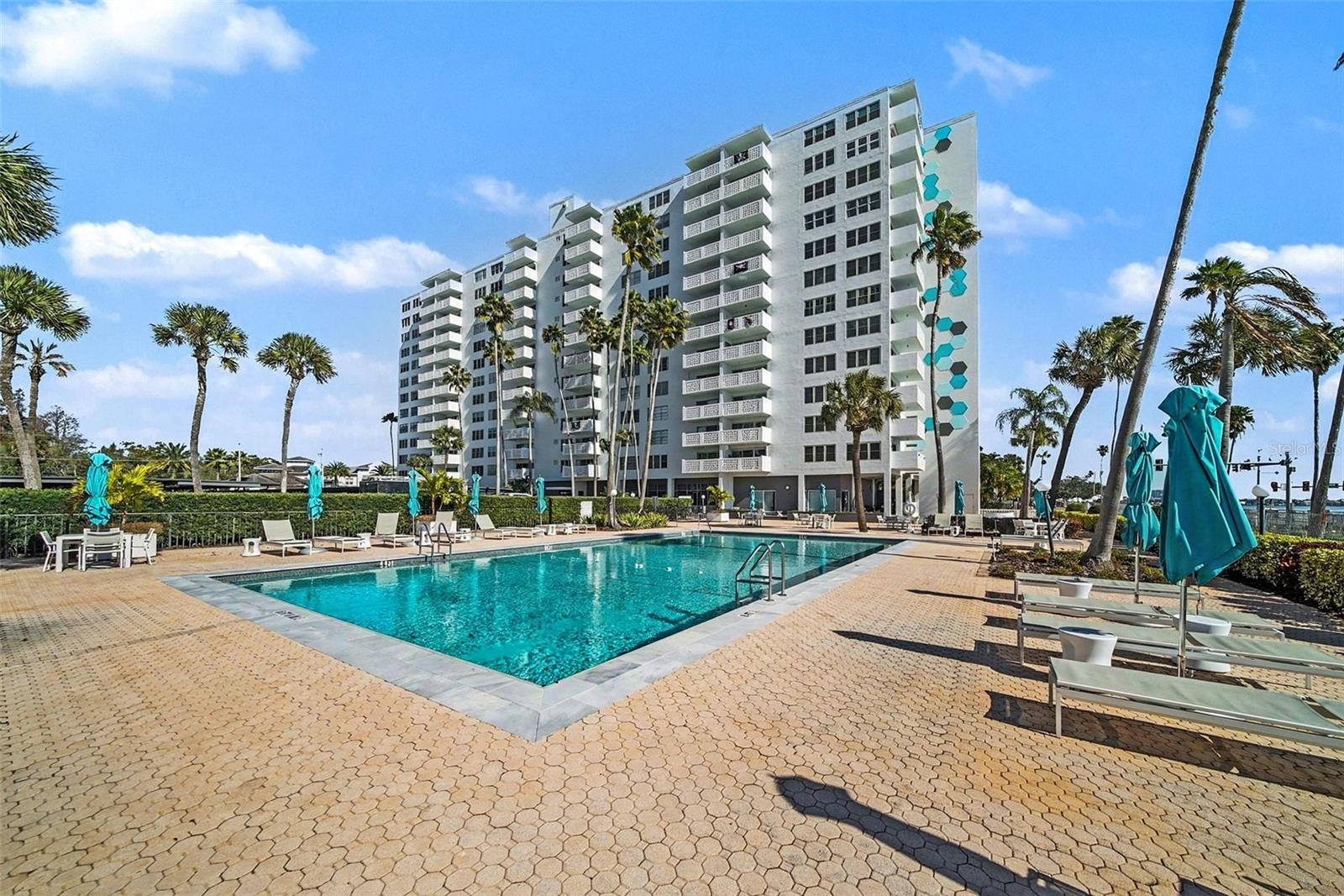 Image 24 of 40 For 2401 Bayshore Boulevard 1007