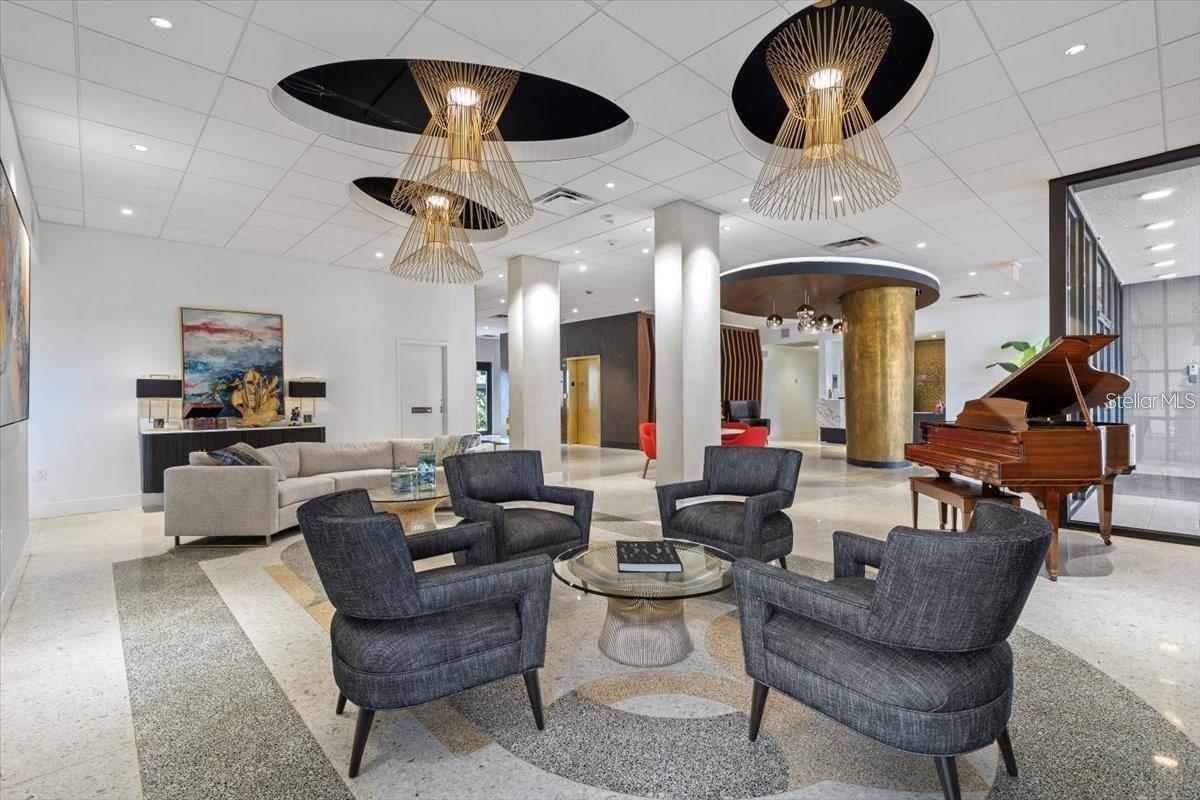 Image 28 of 40 For 2401 Bayshore Boulevard 1007