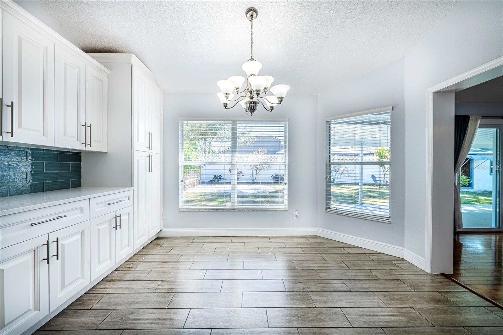 Image 21 of 48 For 15912 Armistead Lane