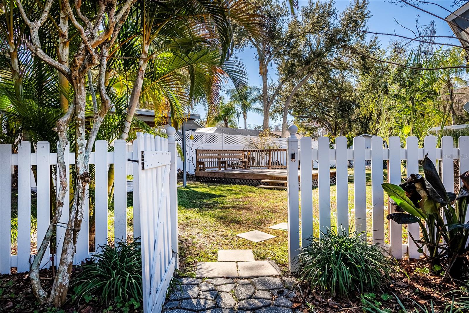 Image 34 of 48 For 15912 Armistead Lane