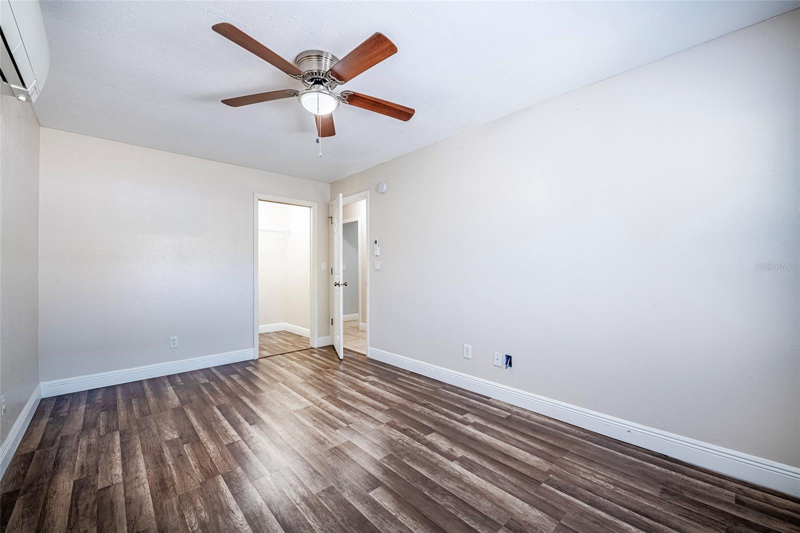 Image 39 of 48 For 15912 Armistead Lane