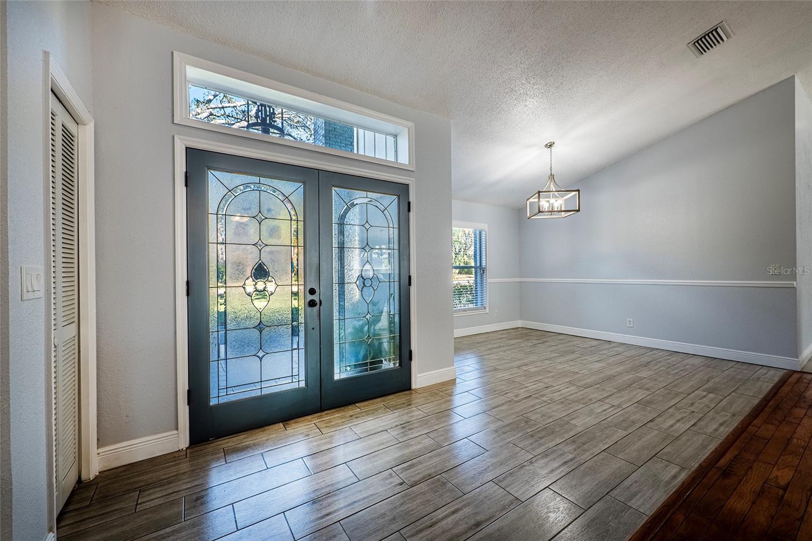 Image 8 of 48 For 15912 Armistead Lane