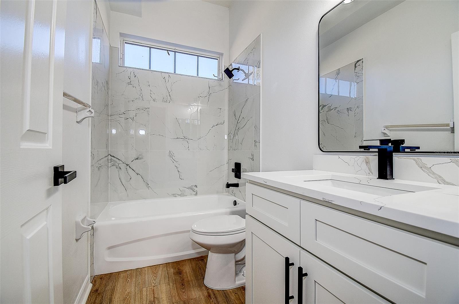 Listing photo id 29 for 15906 Prince William Place