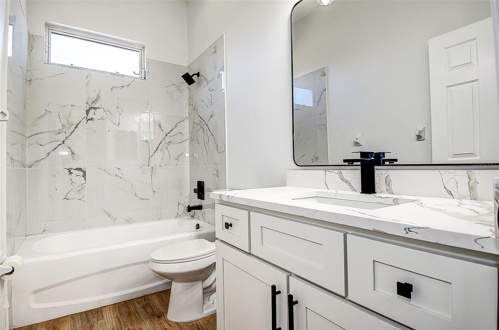 Listing photo id 55 for 15906 Prince William Place