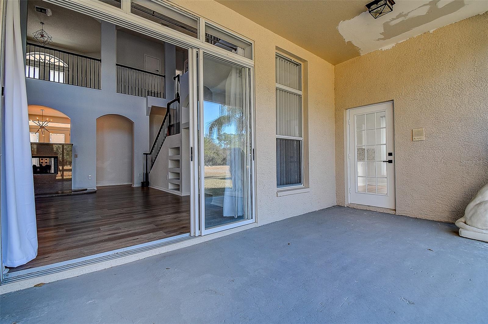 Listing photo id 59 for 15906 Prince William Place