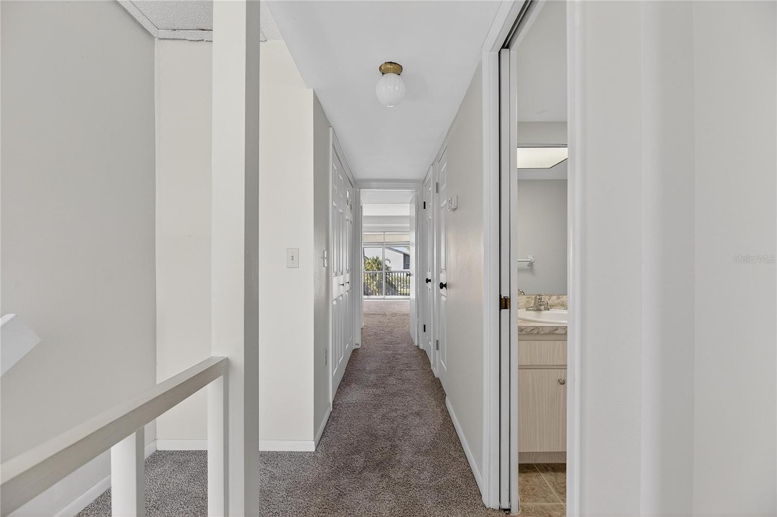 Listing photo id 35 for 1028 Apollo Beach Boulevard 23