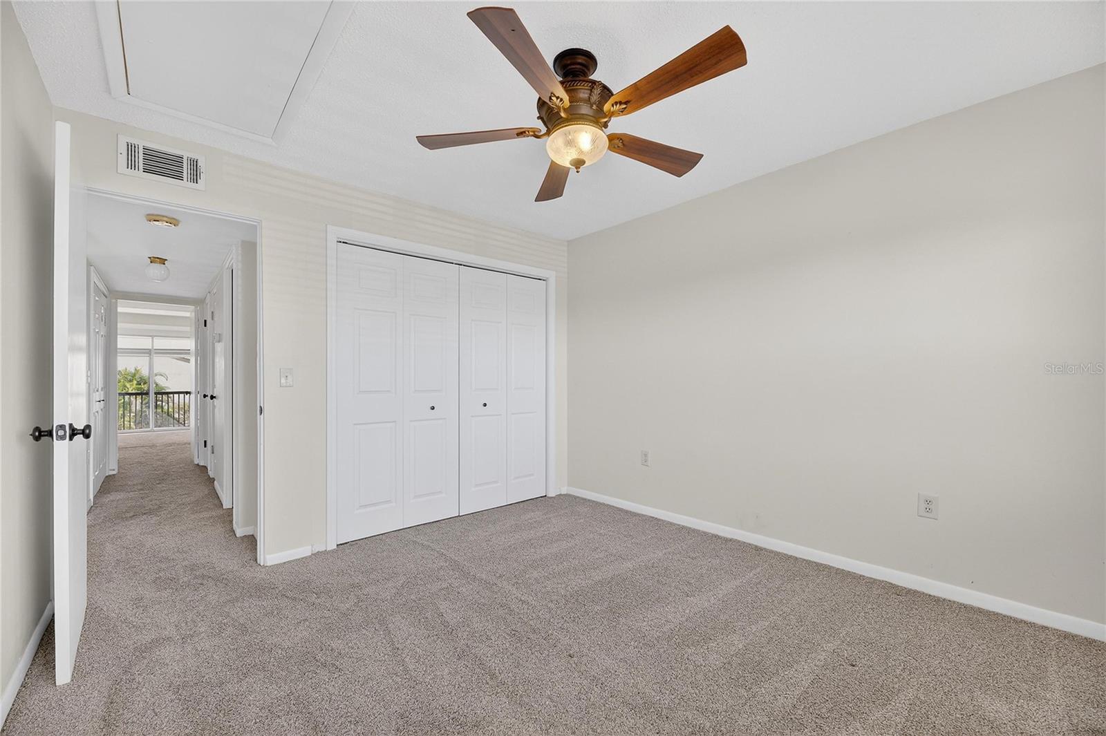 Listing photo id 37 for 1028 Apollo Beach Boulevard 23