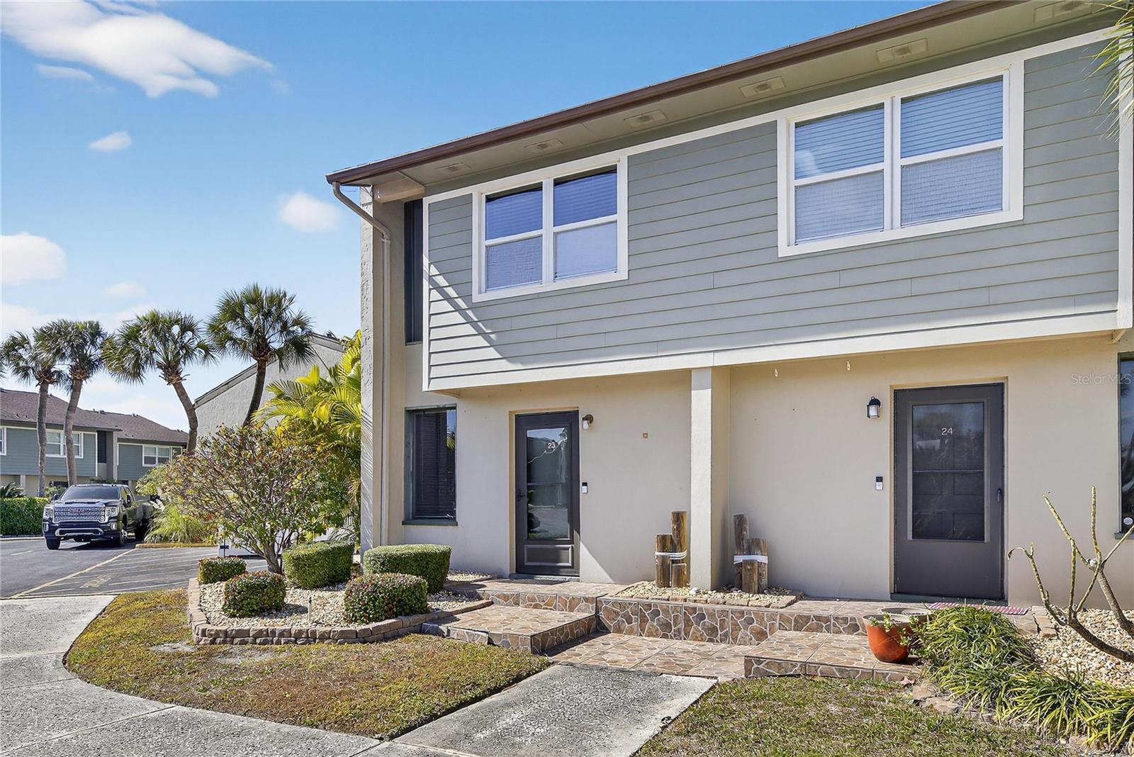 Listing photo id 56 for 1028 Apollo Beach Boulevard 23
