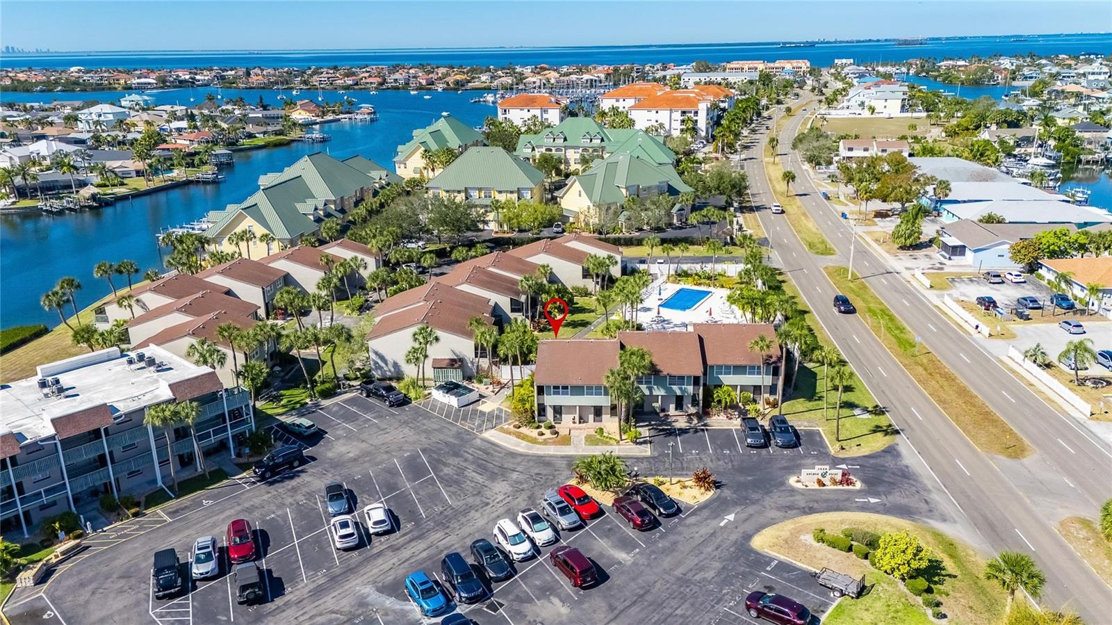 Listing photo id 65 for 1028 Apollo Beach Boulevard 23