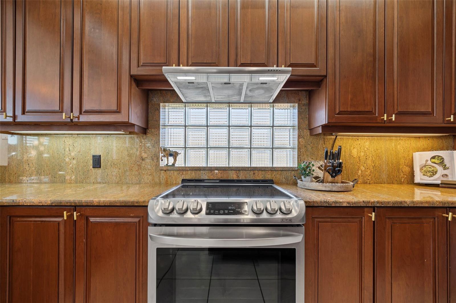 Image 22 of 86 For 18991 Crooked Lane