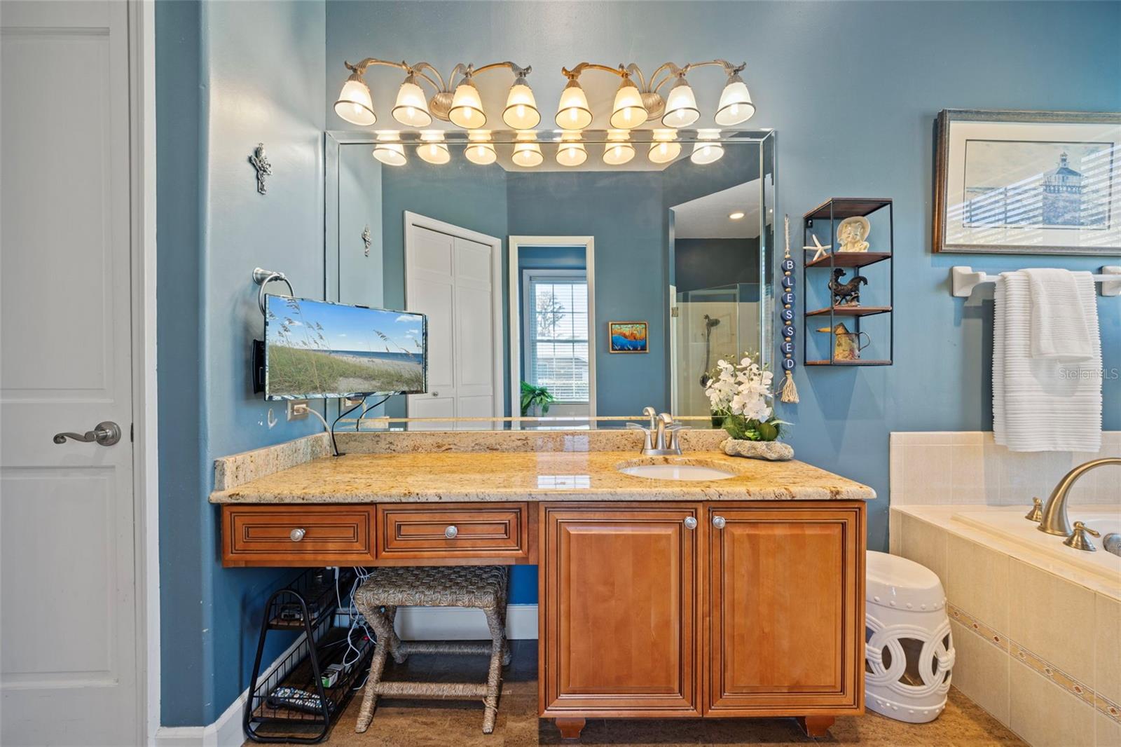 Image 29 of 86 For 18991 Crooked Lane