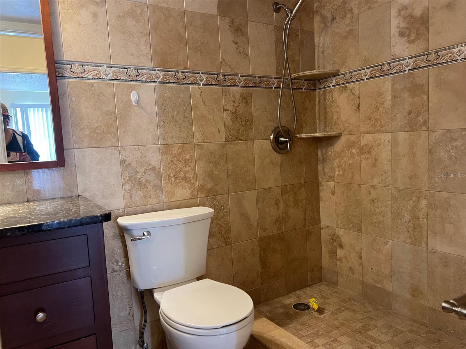 Listing photo id 9 for 2625 State Road 590  2514