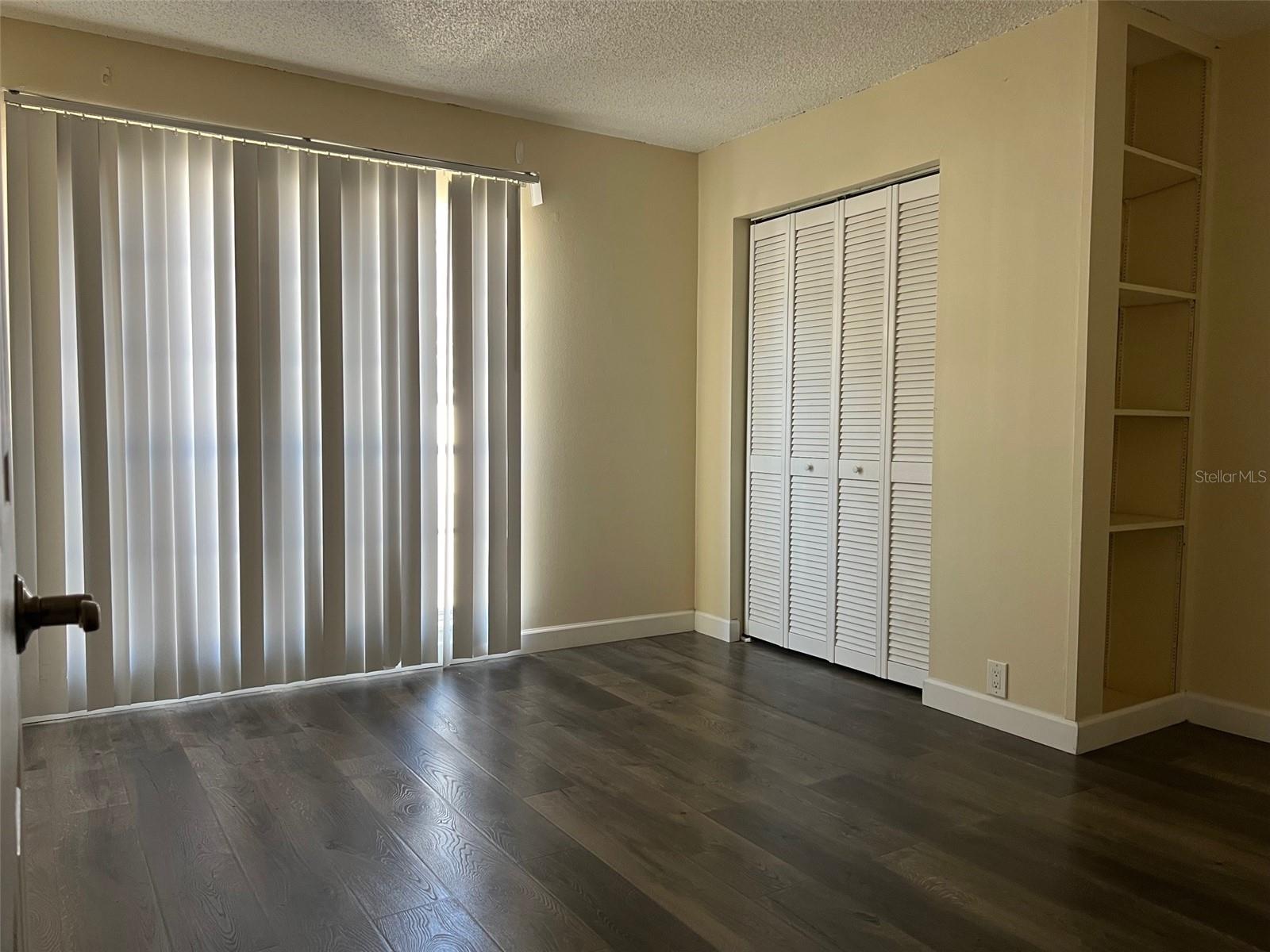 Listing photo id 15 for 2625 State Road 590  2514