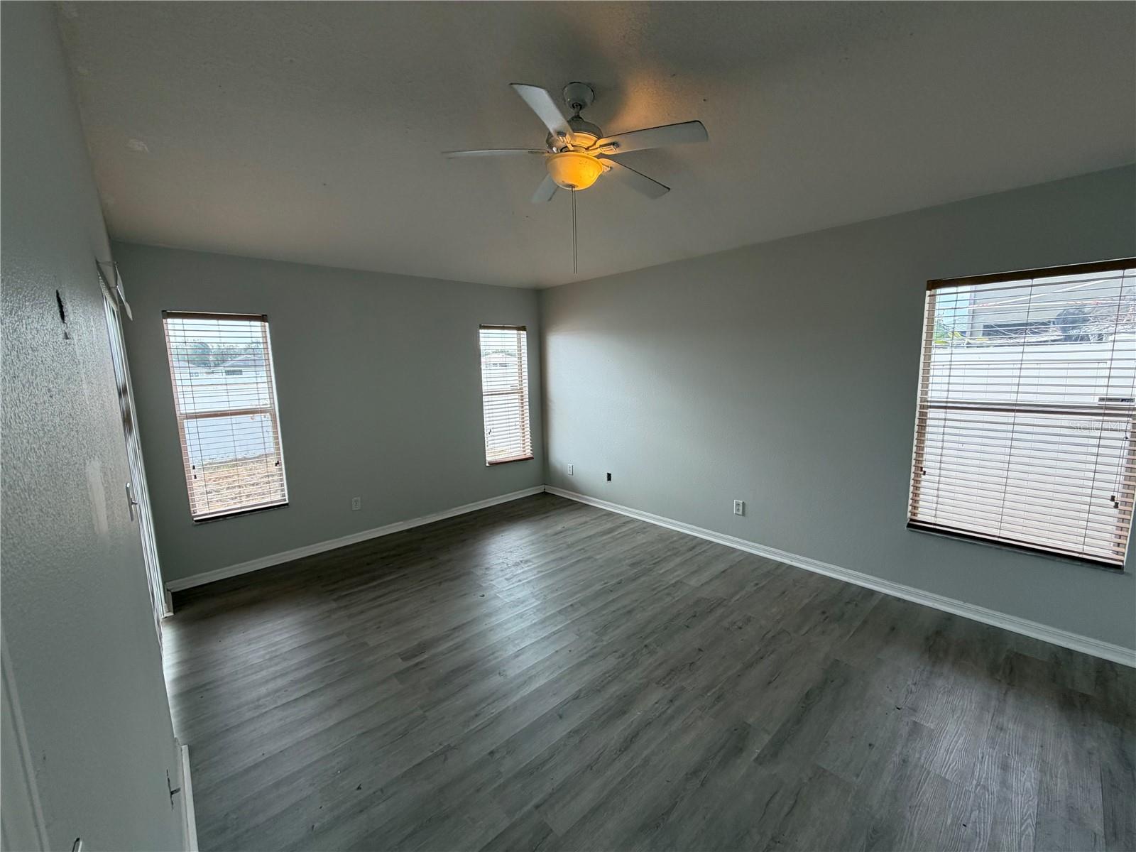 Listing photo id 7 for 8101 Water Tower Drive